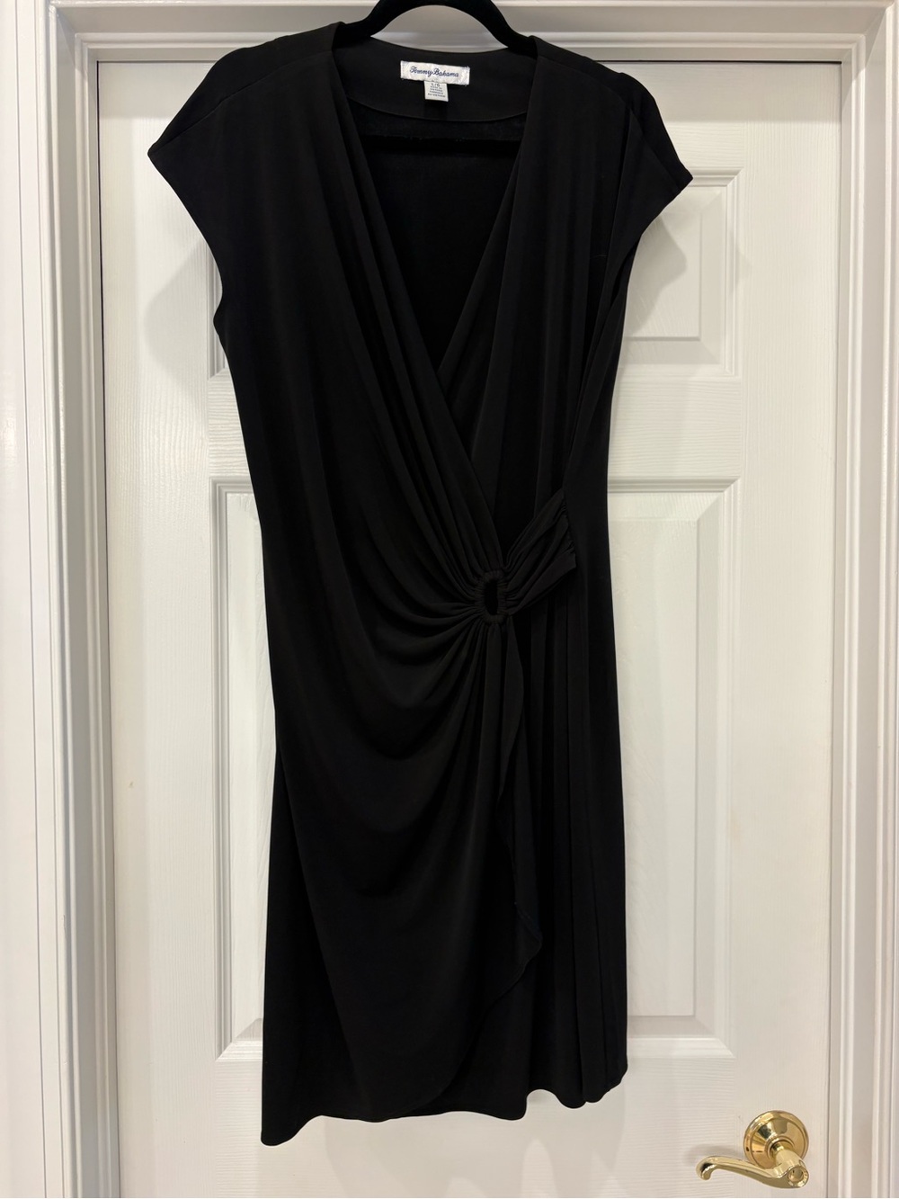 Tommy Bahama Black Cap-Sleeve Twist-Waist Midi Dress